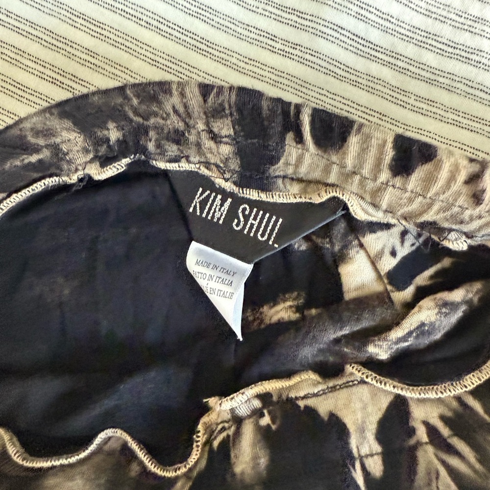 Kim Shui Black and Tan Tie-Dye Pants - Picture 3 of 3